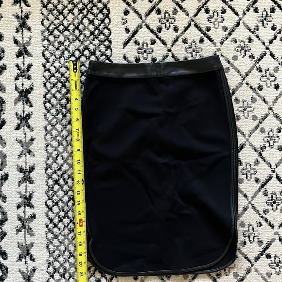 Ann Taylor Loft Black Skirt 00 NWT - Picture 11 of 12